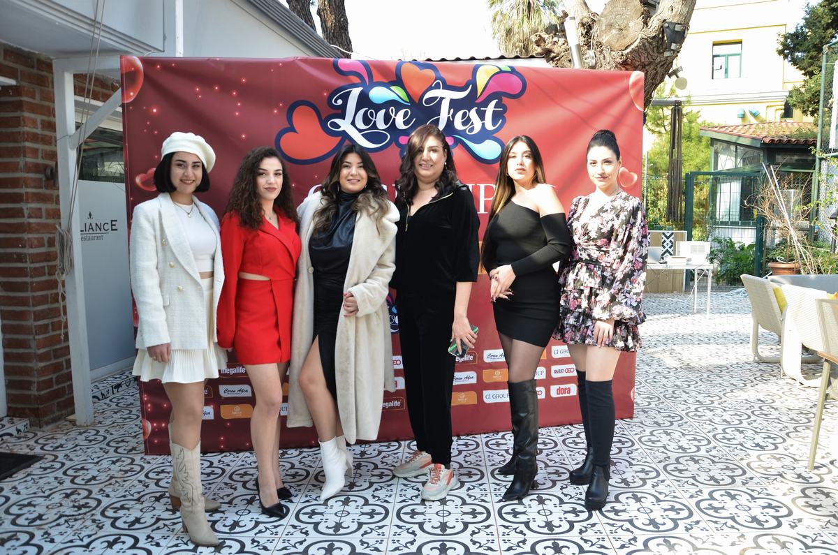 KİTVAK ASKIDA ODA’YA DORA MAGAZİN’DEN LOVE FEST ETKİNLİĞİ