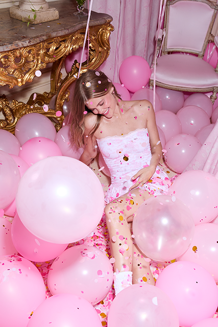 VICTORIA’S SECRET PINK x LoveShackFancy:  Romantik Detaylarla Dolu Kapsül Koleksiyon!