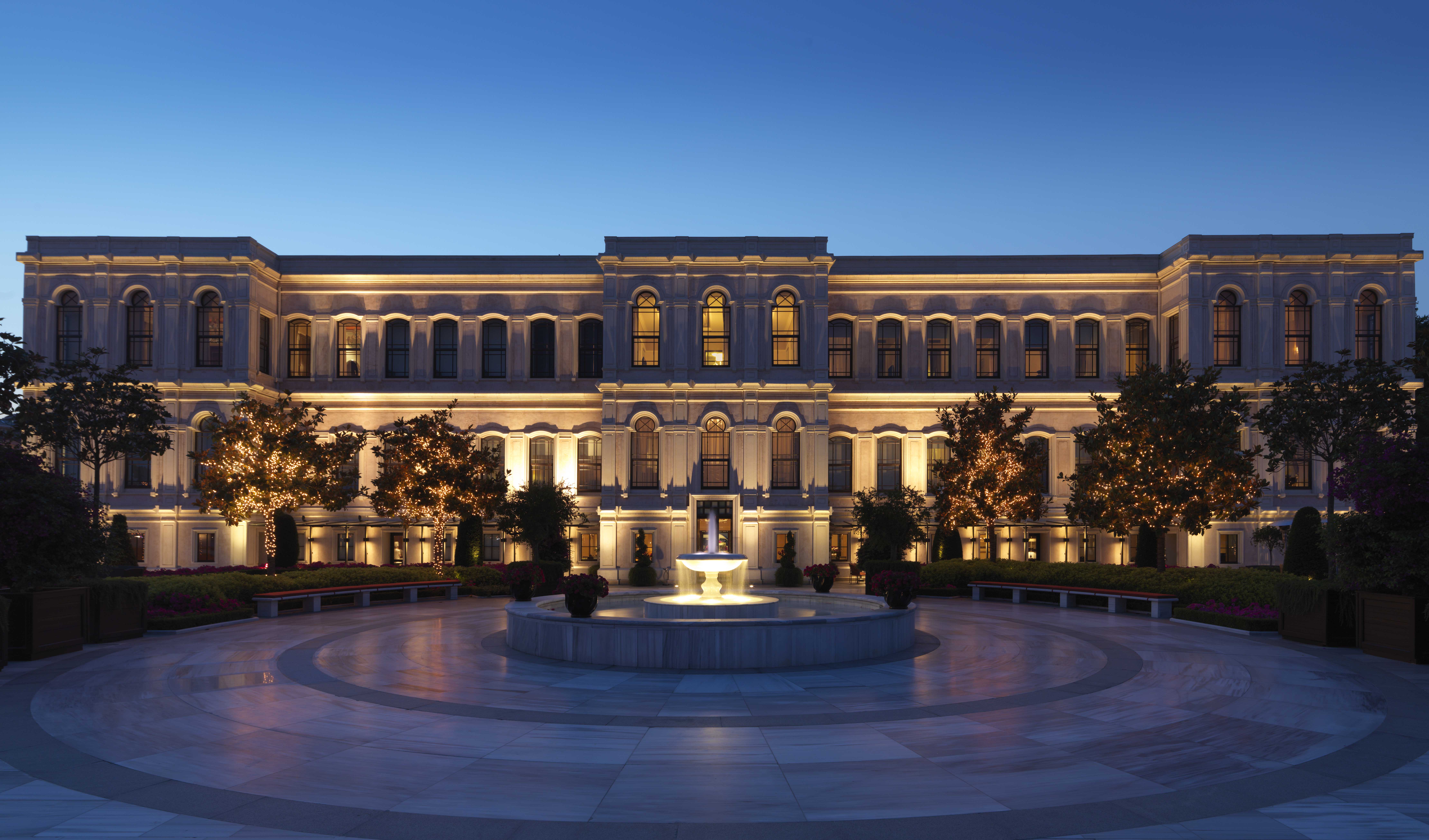 SONBAHARDA LEZZET ve MÜZİĞİN BULUŞMA NOKTASI  FOUR SEASONS HOTEL BOSPHORUS