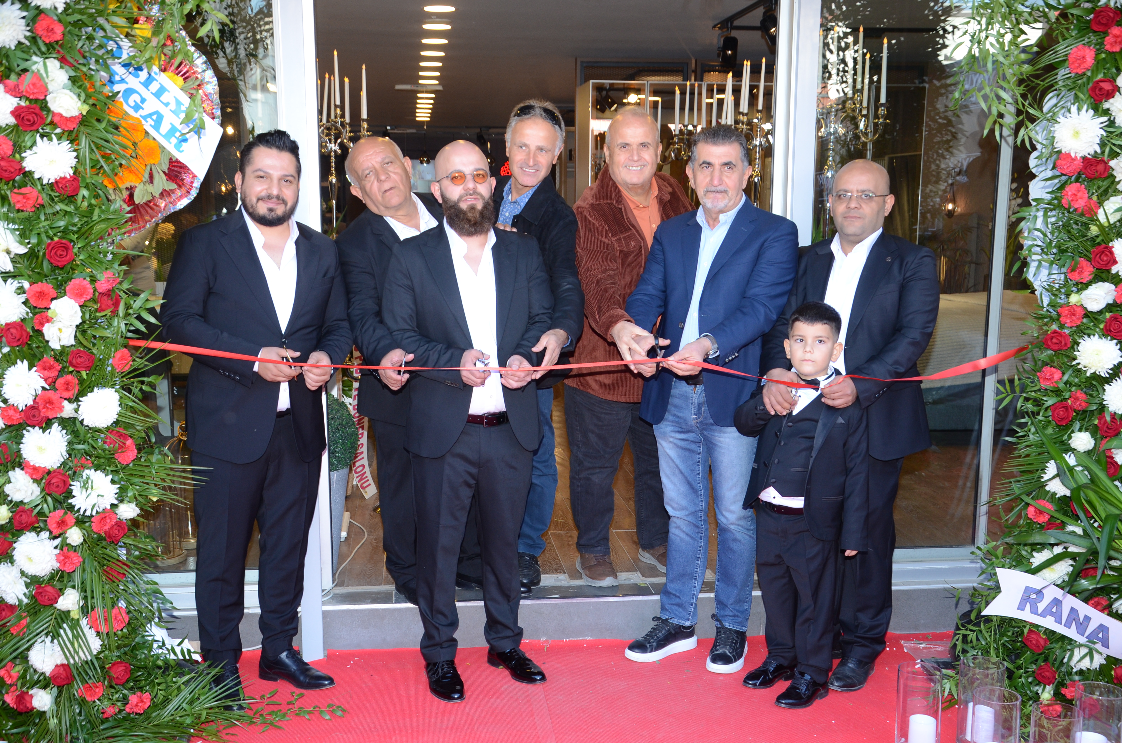 YAYLA DESIGN x DORA MAGAZİN işbirliği ile, Kısıkköy’deki Yeni Mağazasının Açılışını Görkemli Bir Etkinlikle Kutladı!